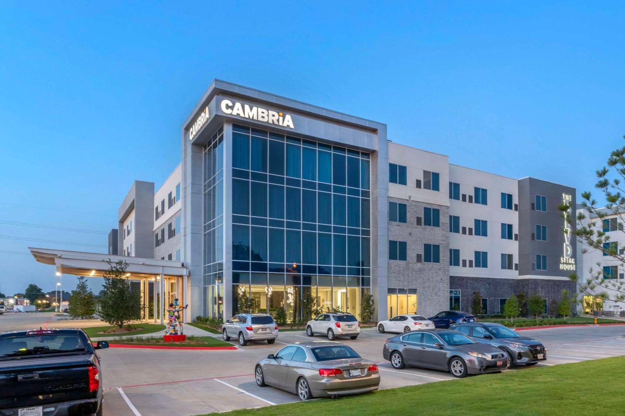 Cambria Hotel Waco University Riverfront Exterior photo